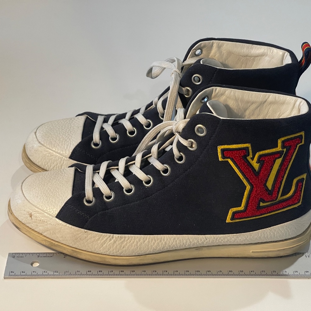 Louis Vuitton Men's Suede / Leather High–Top Sneakers Size 8.5 / 10 U.S. - Picture 4 of 10